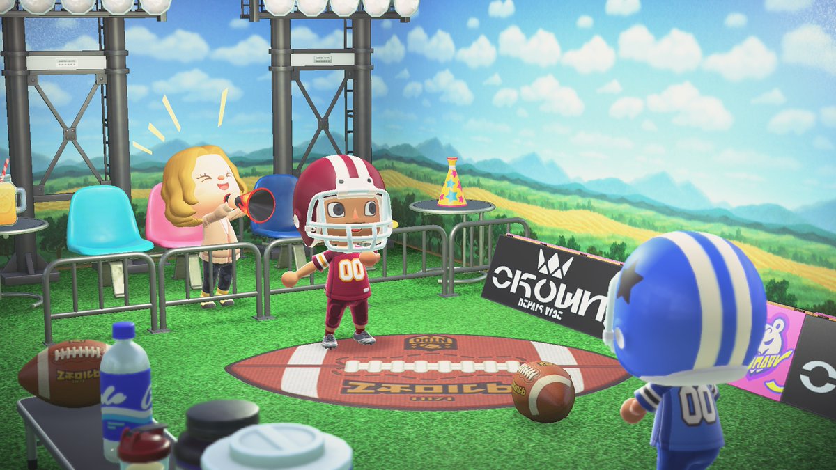 Hello! Me again! There's a big football game that happens in the US every year around this time. If you plan to participate, Nook Shopping is now selling items that can be useful for cheering, like the football cheer megaphone! Go, team!