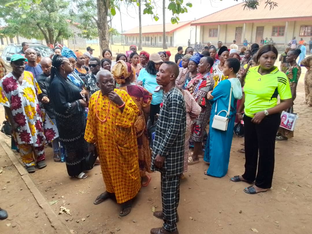 dav_owei's tweet image. Etsako West PDP Congress held a peaceful, free, fair, and credible election to select delegates for the February 22 primary election. #PDPWardCongress #SupportPDP #Edo2024