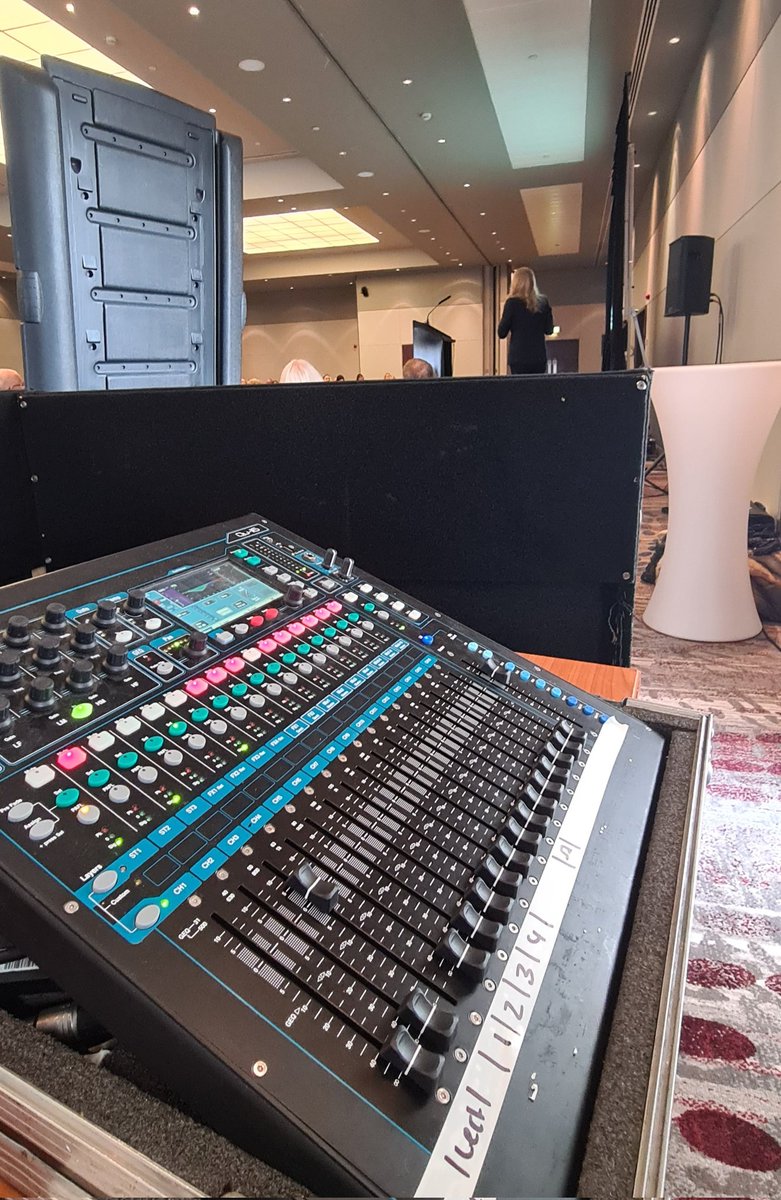 AlexFishSound's tweet image. At Leicester Marriott this weekend teching for the British Show Pony Society

#livesound #conference #audio #av #avtechnician