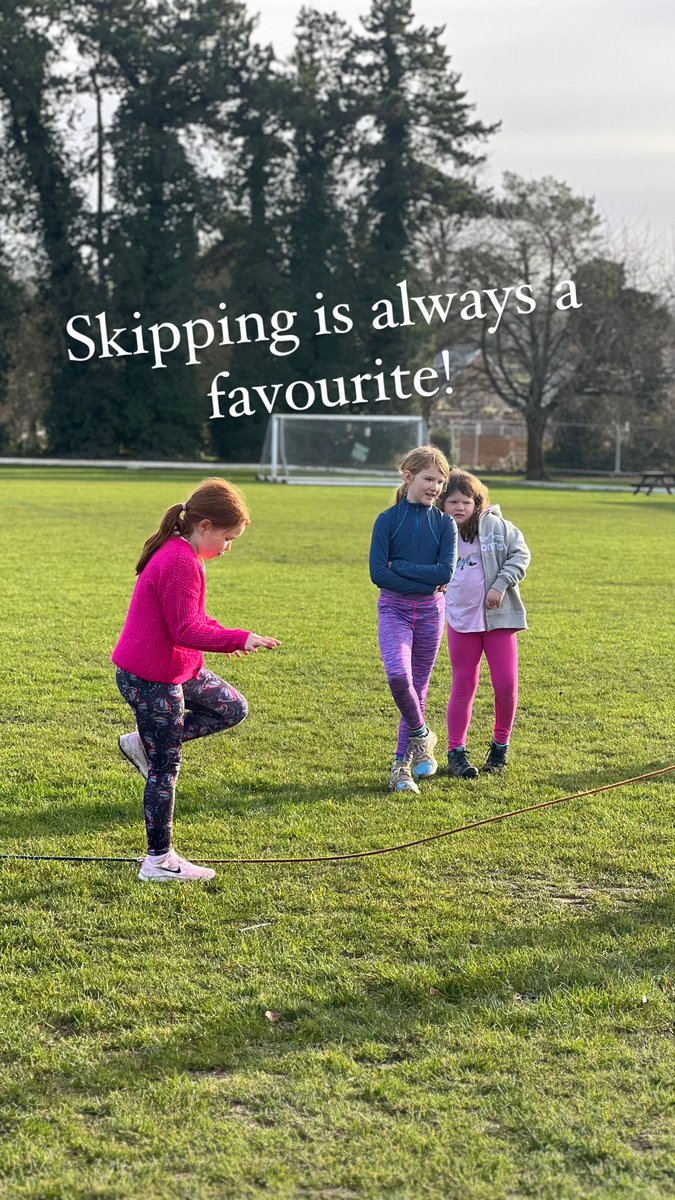 MPWActiveMrW's tweet photo. Half term is fast approaching which can only mean one thing.... Den building, skipping, invasion games, tag and team games, life skills and tuck shop! 
#mpwactive #ketton #stamfordlincs #holidaycamp #fun #friendship #respect https://t.co/Sw0ohNErP0