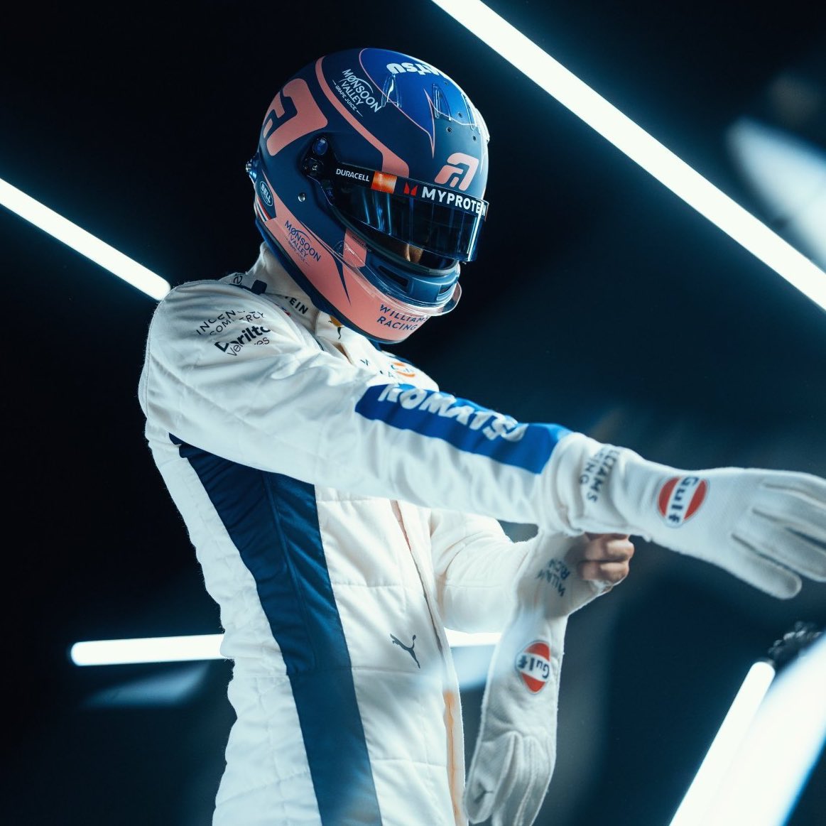 this helmet is SO cute