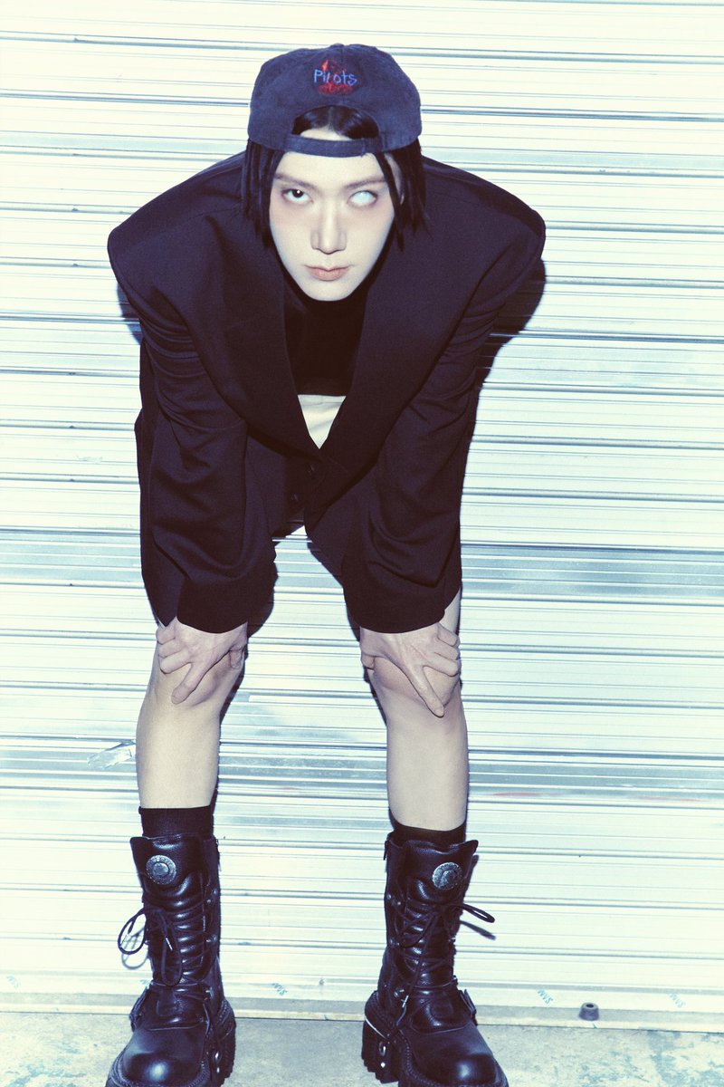 NCTsmtown's tweet image. Teaser Image #3: Holy story Rising from the shallow, gotta face against the devil Higher fire Look into the cold blue eyes

【TEN - The 1st Mini Album】
➫ 2024.02.13 6PM (KST)

Pre-order
ten.lnk.to/ten

#TEN #李永钦 #텐 #Nightwalker
#NCT #WayV #威神V
#TEN_Nightwalker…