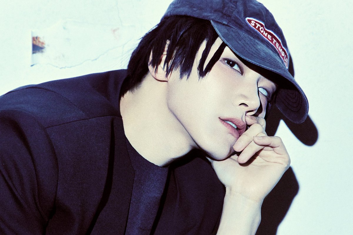 NCTsmtown's tweet image. Teaser Image #3: Holy story Rising from the shallow, gotta face against the devil Higher fire Look into the cold blue eyes

【TEN - The 1st Mini Album】
➫ 2024.02.13 6PM (KST)

Pre-order
ten.lnk.to/ten

#TEN #李永钦 #텐 #Nightwalker
#NCT #WayV #威神V
#TEN_Nightwalker…