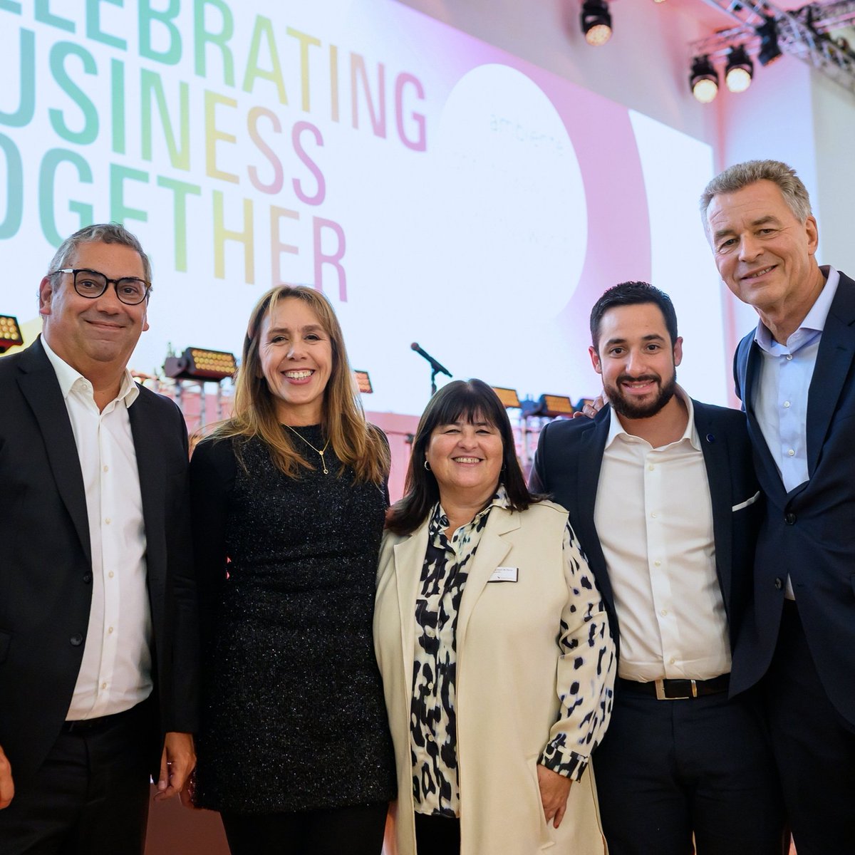 Hotelgaferia's tweet photo. Miembros del comité organizador Hotelga visitaron el espacio HoReCa dentro de @ambientefair de @messefrankfurt. El evento más importante de bienes de consumo del mundo donde se presentaron las tendencias hoteleras y gastronómicas del futuro.
@AHTArgentina @fehgra @MesseArgentina https://t.co/2iSiszlAo4