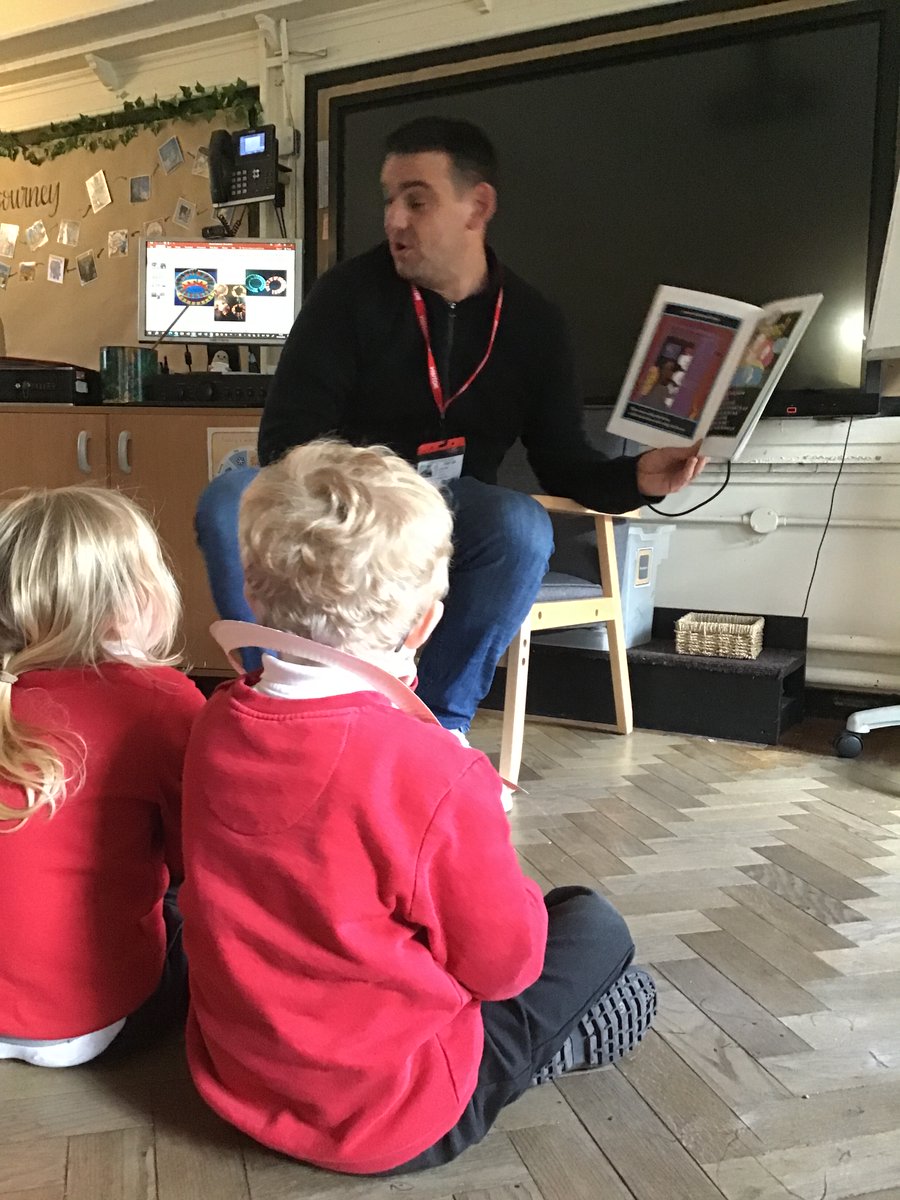 EastwayPrimary's tweet image. We love when it’s time for ‘secret reader’ and funnybones is the perfect way to finish our day @ReceptionEastw1 #secretreader