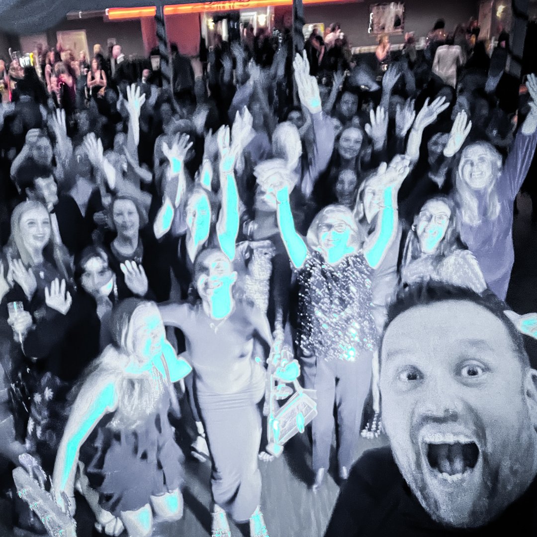 Alive Network (@alivenetwork) on Twitter photo Live bands can make the perfect party entertainment for weddings! 🎶💃 Check out the awesome party band @HappyHourMusic rocking the stage and creating an unforgettable atmosphere at the <a href="/Manorofgroves/">Manor of Groves</a>! 🎉🎵 #WeddingEntertainment #LiveBands #HappyHourBand Live bands can make the perfect party entertainment for weddings! 🎶💃 Check out the awesome party band @HappyHourMusic rocking the stage and creating an unforgettable atmosphere at the <a href="/Manorofgroves/">Manor of Groves</a>! 🎉🎵 #WeddingEntertainment #LiveBands #HappyHourBand