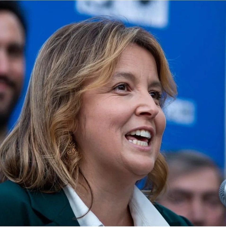 OsVerdes's tweet photo. #Guimarães
O Desfile da CDU, no passado sábado, contou com a presença de Paulo Raimundo, Sandra Cardoso, 1.ª candidata da CDU pelo circulo de Braga e Mariana Silva, membro da Comissão Executiva Nacional do PEV.
É a simpatia, vontade, interesse e compromisso que marcam o ritmo+ https://t.co/jP1Mqqx9py
