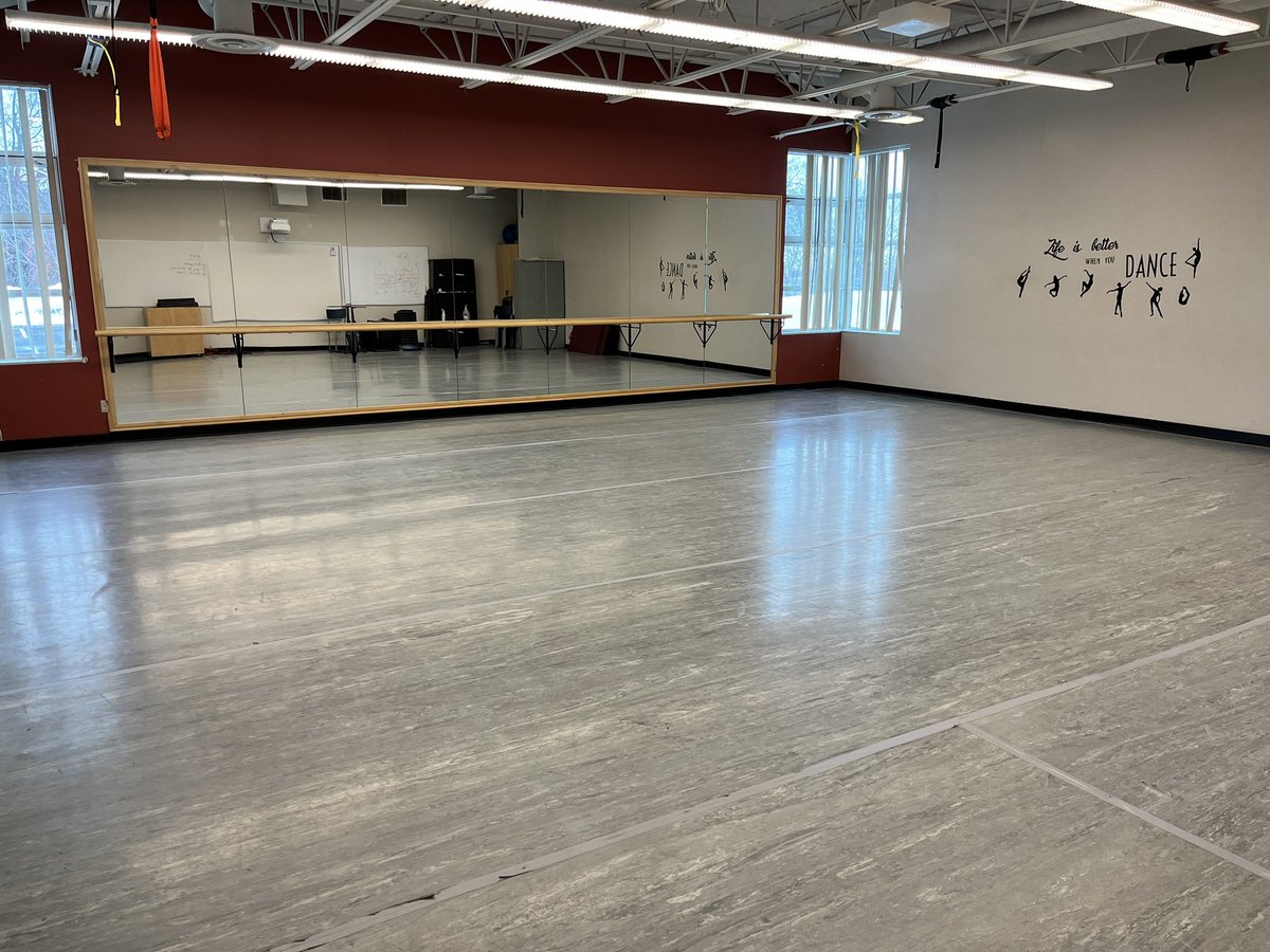 Back to work!!! So excited to finally get to use the new floor in our dance studio <a href="/StFXOCSB/">St. Francis Xavier High School</a>