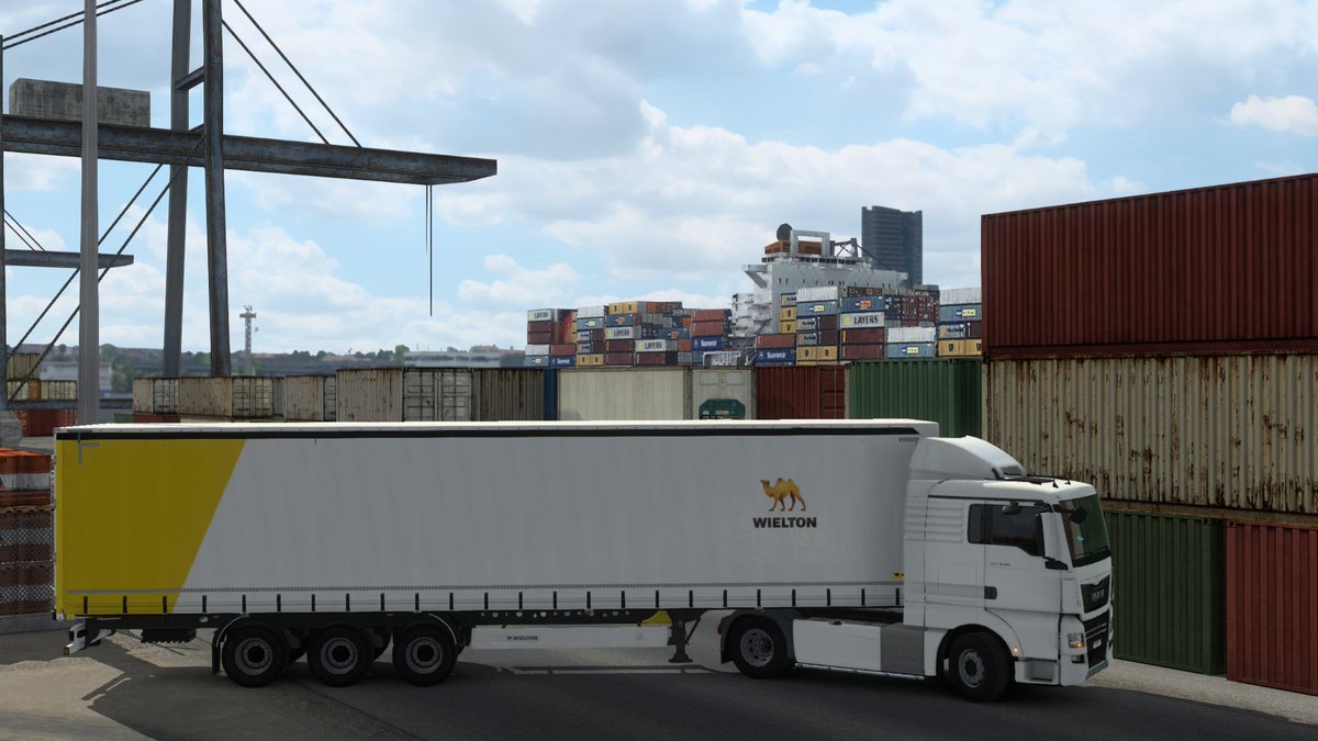 Bootsy83191's tweet photo. Pretty cool view leaving the port in Marseille today. Virtual trucking is so relaxing when you're sick and want to game!

Truck: MAN TGX Euro 6 
Cargo: Electronics 
Pickup: Port de Conteneur, Marseille, FR 
Drop-Off: BHV, Faro, PT    
Distance: 1,823km

#ets2 #bestcommunityever https://t.co/GkFZHGdn1o