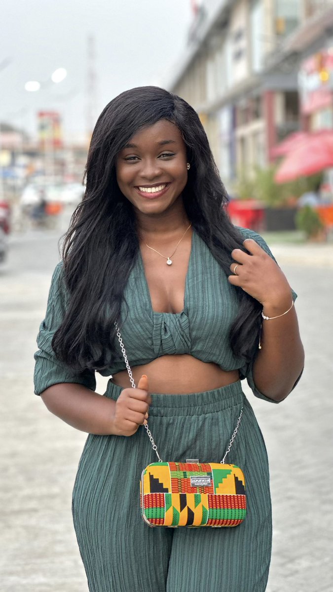 Awurama Kena tweet media