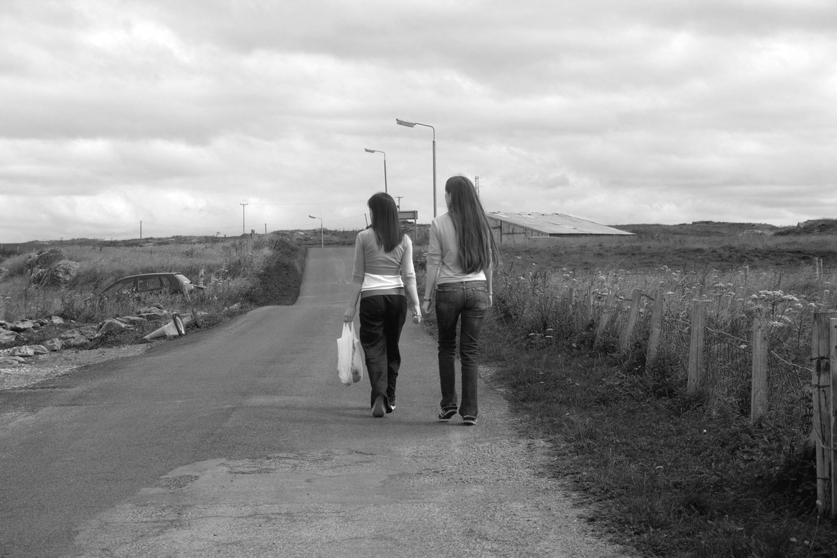 Not been very active here on X for a long time. Very good reasons for this - family takes priority. Not been able to take many new pictures over the past 6 months …so having a look through the archive…Memories made history - Our daughters walking in Portnahaven , Islay 2004.