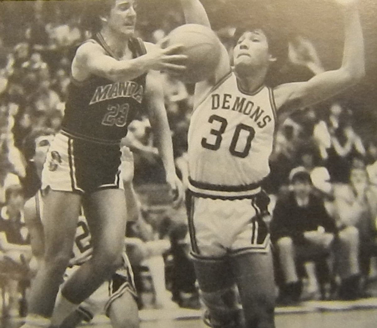 OLD SCHOOL
Mandan and Bismarck High clash in this WDA game from the 1980s.
#wdaoldschool