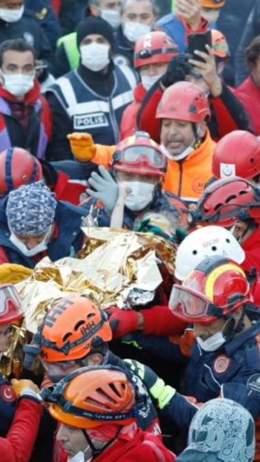 RstemAkin's tweet photo. Zorlu yaşam ve görev koşullarına rağmen, memleketin dört bir yanında görevini layığıyla yerine getiren, “3600 Ek Gösterge Birinci Dereceye” gelen tüm kamu çalışanlarının faydalanması gerekliliğine inanıyor, düzenlemenin genişletilmesini bekliyoruz. https://t.co/lPyt9YlV6F