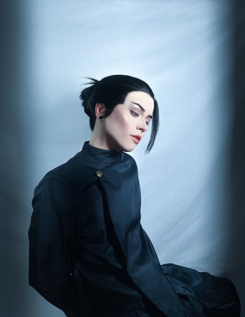 bizarrecoser's tweet photo. gave geto a try, what do you think?🤍
#GetoSuguru #JujutsuKaisen #cosplay https://t.co/brNMVd2Afp