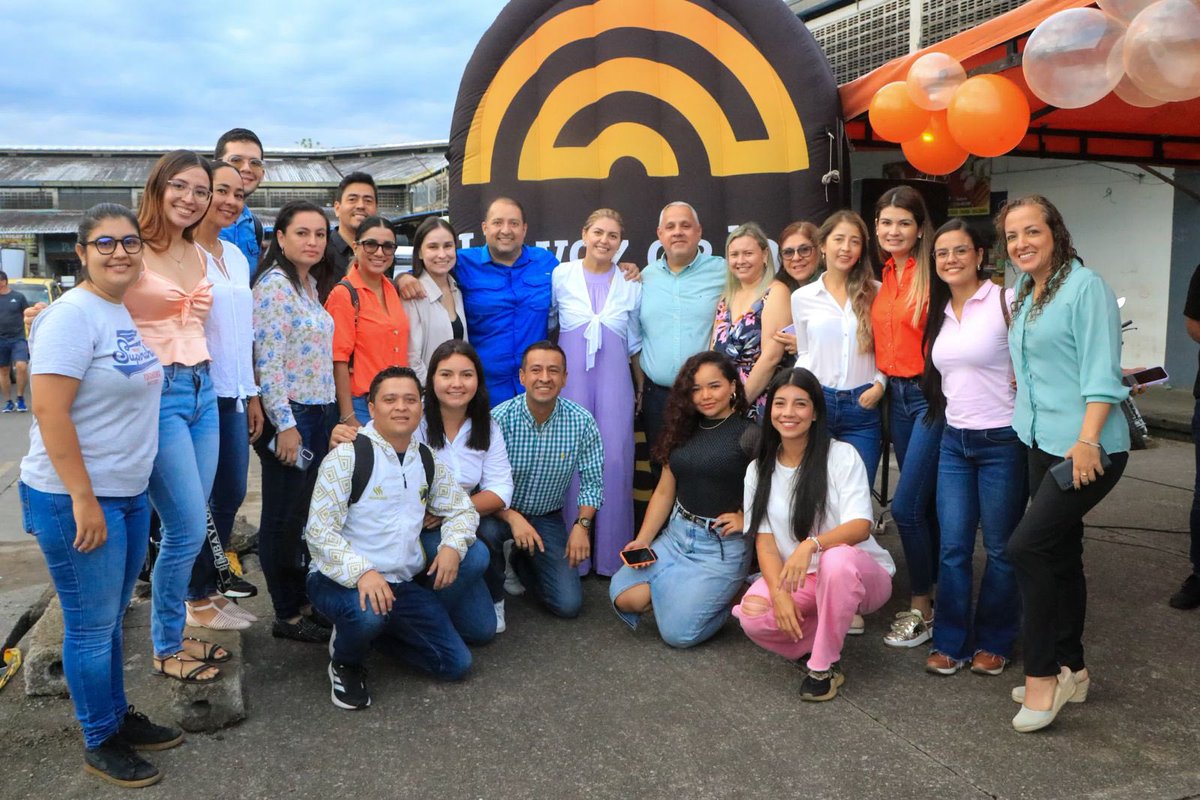 Todos los días estamos conectados con La Voz de los Llaneros, la radio oficial de la Gobernación del Meta. Hoy celebramos el lanzamiento de su nueva programación y del programa Buenos Días Llaneros. 

¡No se pierdan La Voz de los Llaneros 106.3 FM!