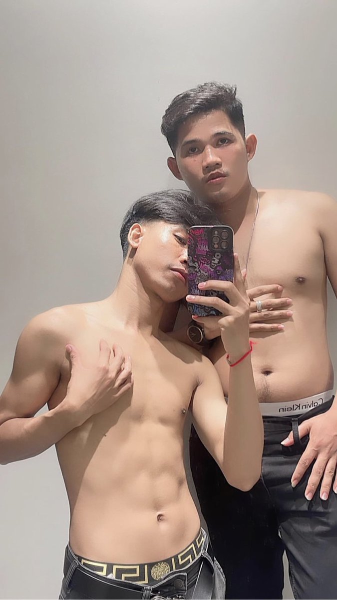 2អ្នកសម្លាញ់