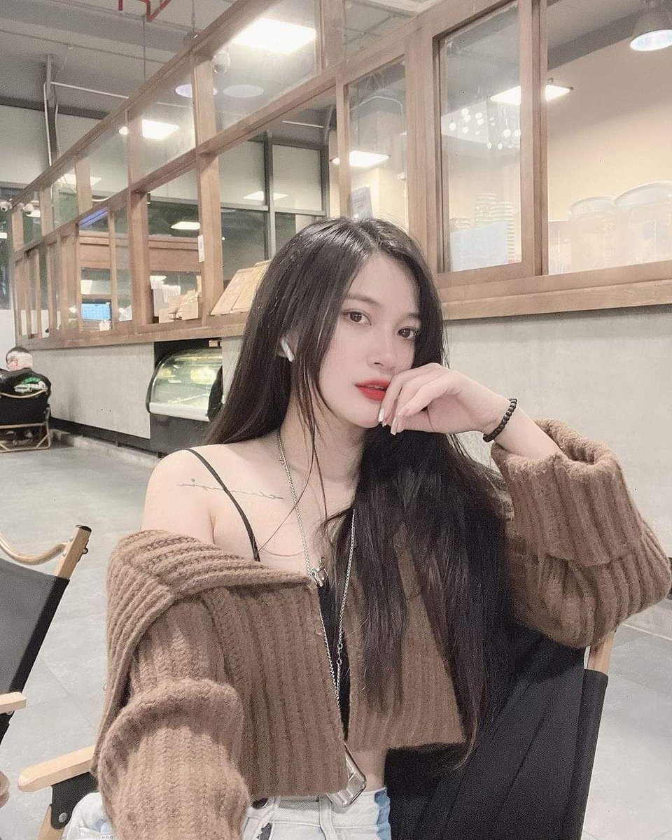 bohien123's tweet photo. Chào mọi người sau thời gian vắng bóng giờ e đã quay trở lại rồi .mọi người tý lại với e nhé hihi https://t.co/htOImTOljm