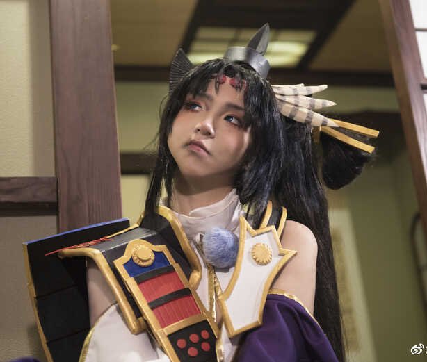 ⠀
⠀ B o r e d.

⠀