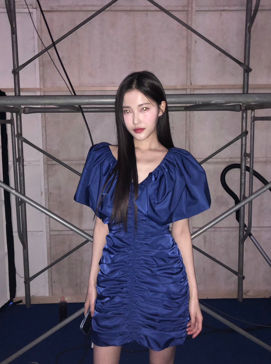 loa10a's tweet photo. 24 F/W Seoul Fashion week 

VLOG in my youtube 🩵

https://t.co/yWhjED6INB https://t.co/GDk3wx8Duu