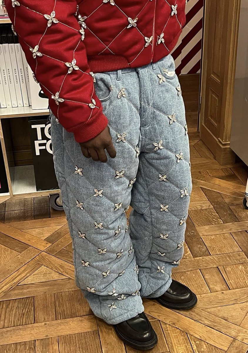 City Boy! Burna Boy wearing 3. Paradis Fall 2024 crystal bomber jacket and jeans performing at the #GRAMMYs