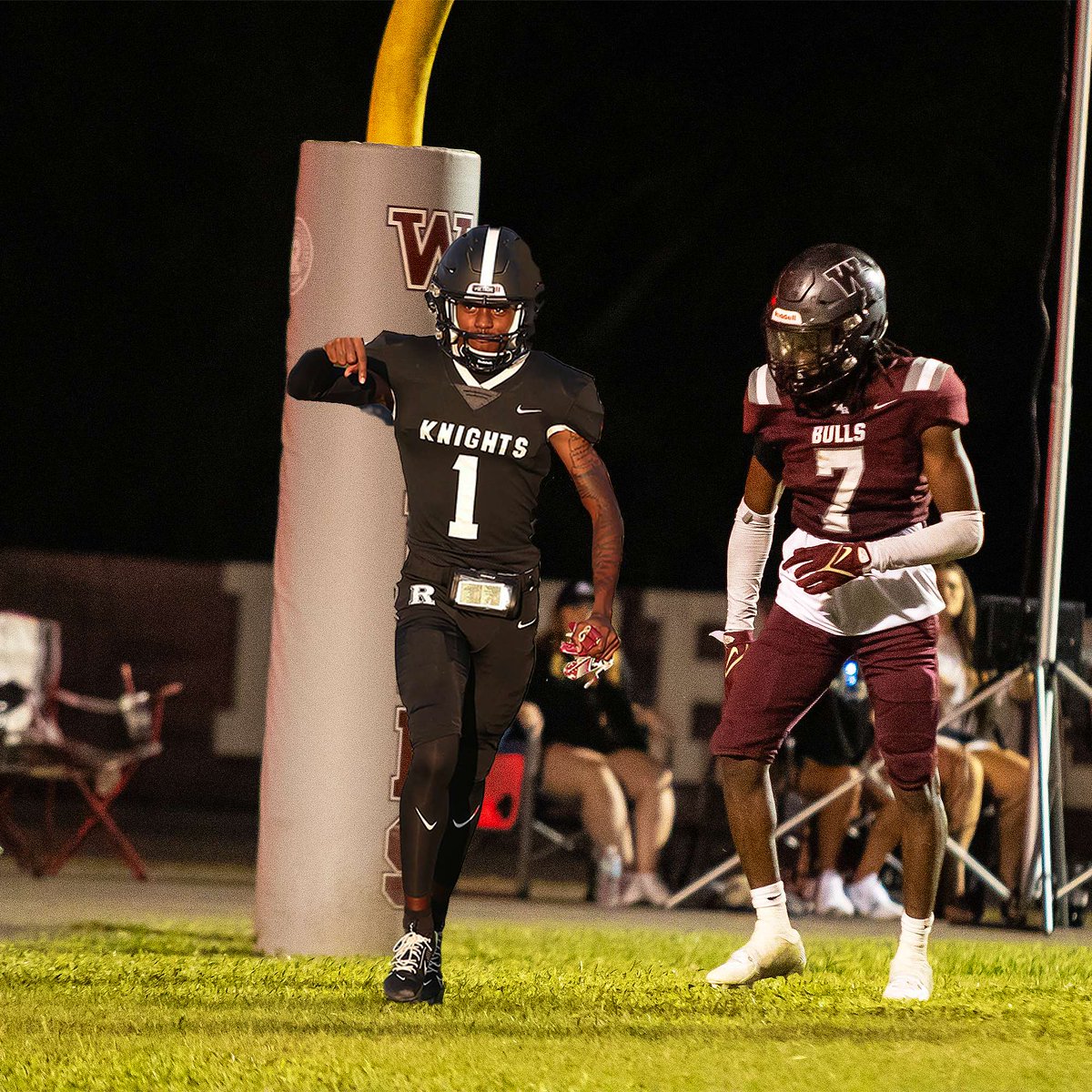 Press man at the +30. 50/50 ball to the endzone; who's coming down with it?
Lakeem Johnson (Robinson DB) or Isaiah Riggins (Wiregrass Ranch WR)?

#FHSAA #RobinsonHighSchool #WiregrassRanchHighSchool #HSFB #football