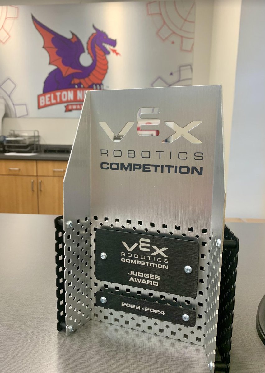 winters_tweets's tweet image. We are thrilled to announce that our Dragon Robotics Teams clinched the prestigious Vex Judges Award this week! It&apos;s not just about winning, but about leadership and service to others, and our teams exemplified this spirit throughout the event.  #Leadership #ServiceToOthers
