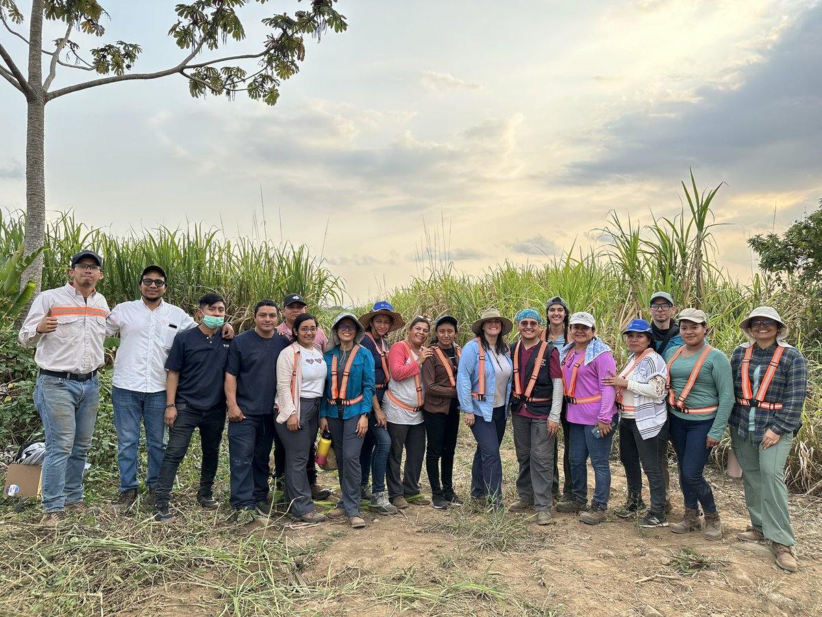A successful week of fieldwork among Guatemalan cane cutters thanks to the hard work of <a href="/LaIslaNetwork/">La Isla Network</a>’s field team and partner organization <a href="/wuqukawoq/">Maya Health Alliance</a>!