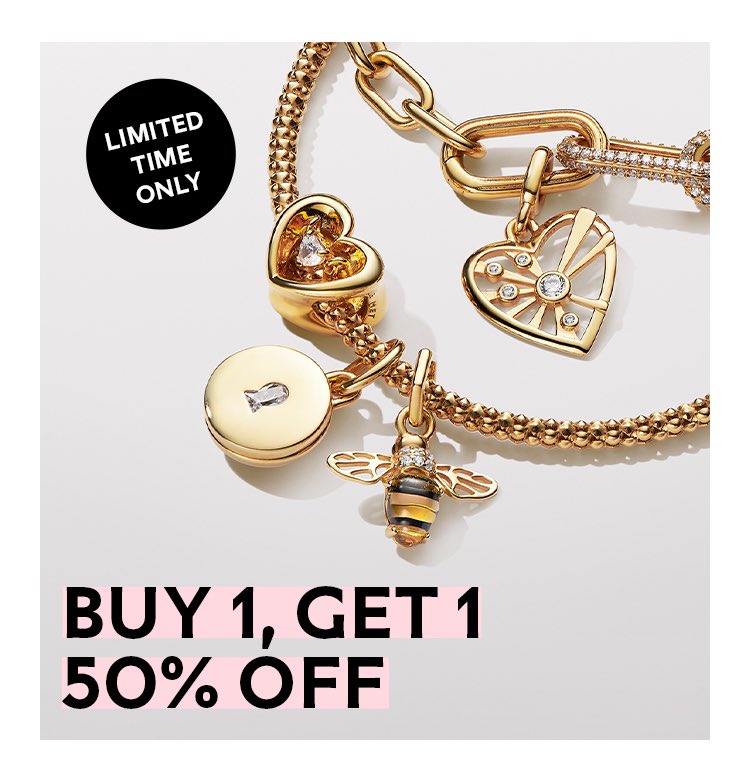 FianceeJeweller's tweet photo. Love is a gift (...or two). Share the gift of love this Valentine’s Day with 50% off a second item, Details in store. See you downtown. #ygk #mydowntownktwon #pandorakingston #Valentines2024 https://t.co/0DrnxHT1xC