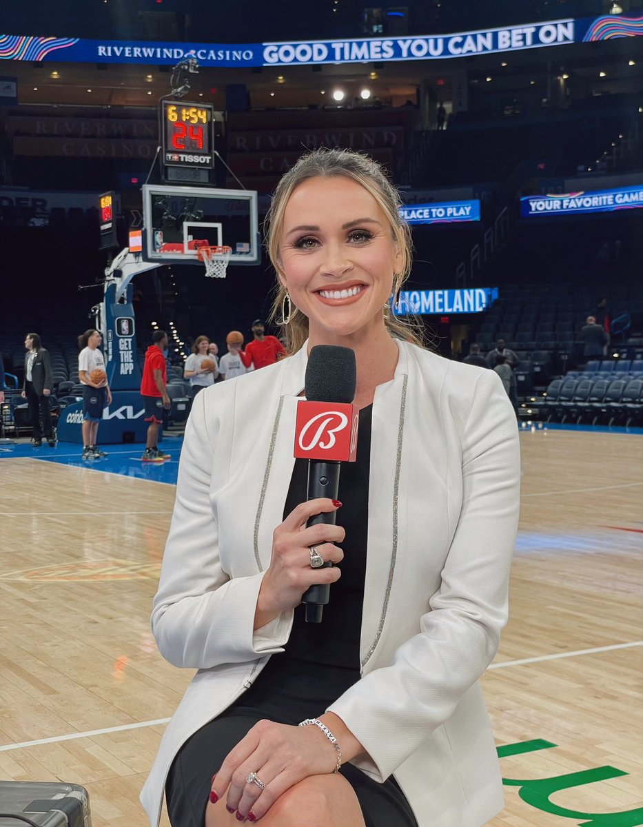 danlawesq's tweet photo. #MISSNBA2024 

ROUND 1 MATCH 7

#7 Lauren Rosen (Philadelphia 76ers) vs #26 Madison Hock (Oklahoma City Thunder) https://t.co/YBLmjbXjIM