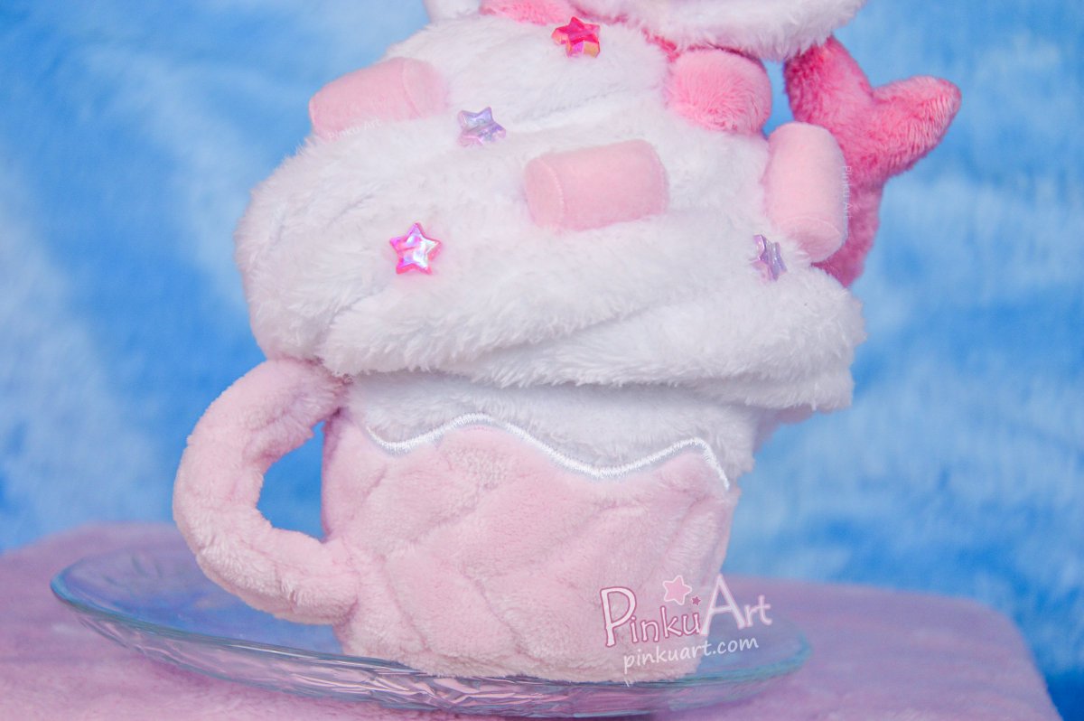 Pinku_Art tweet picture
