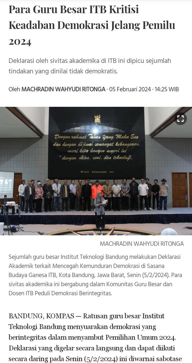 Hari Triwibowo (@triwibowohari) on Twitter photo Ikutan juga akhirnya kampus gajah duduk.
Eh, yg nulis artikel temen sekolah awak. Heuheu.
Terima kasih sudah mewartakan, pak <a href="/Machradin/">Machradin Wahyudi R.</a> Ikutan juga akhirnya kampus gajah duduk.
Eh, yg nulis artikel temen sekolah awak. Heuheu.
Terima kasih sudah mewartakan, pak <a href="/Machradin/">Machradin Wahyudi R.</a>