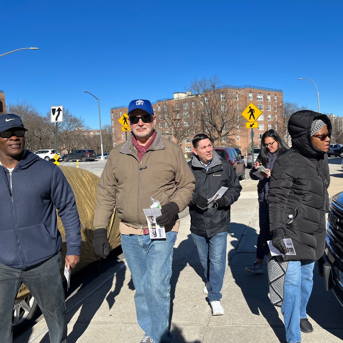 Check out all this democracy in action! UFT members, including VP for Education Mary Vaccaro, joined @rweingarten to rally and canvass in Bayside, Queens, to get out the vote for @Tom_Suozzi in the Feb. 13 special election in New York's 3rd Congressional District.