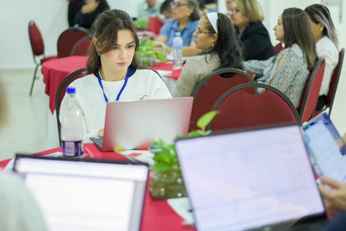 UAutonoma's tweet photo. ¡Uniautónoma es anfitriona del encuentro de @CienTech_org y su proyecto TETRIS (Technology Transfer Innovation Schemes in Latin America)! 🌎

Recibimos a funcionarios de otras universidades del mundo para compartir avances sobre ciencia, tecnología, innovación y transferencia.🤩 https://t.co/xQuP0jxwJh