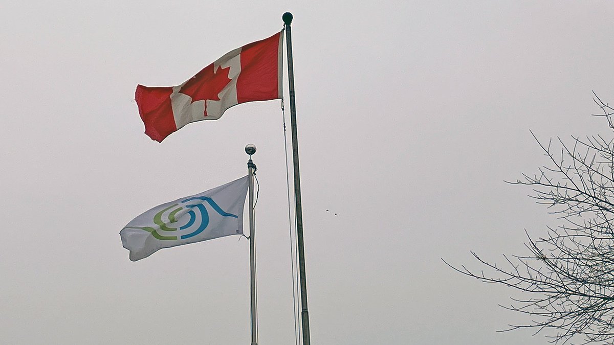 Gift of Life flag is flying today. Raised in tribute to a donor & honouring the decision to say yes to organ donation. #thankyou