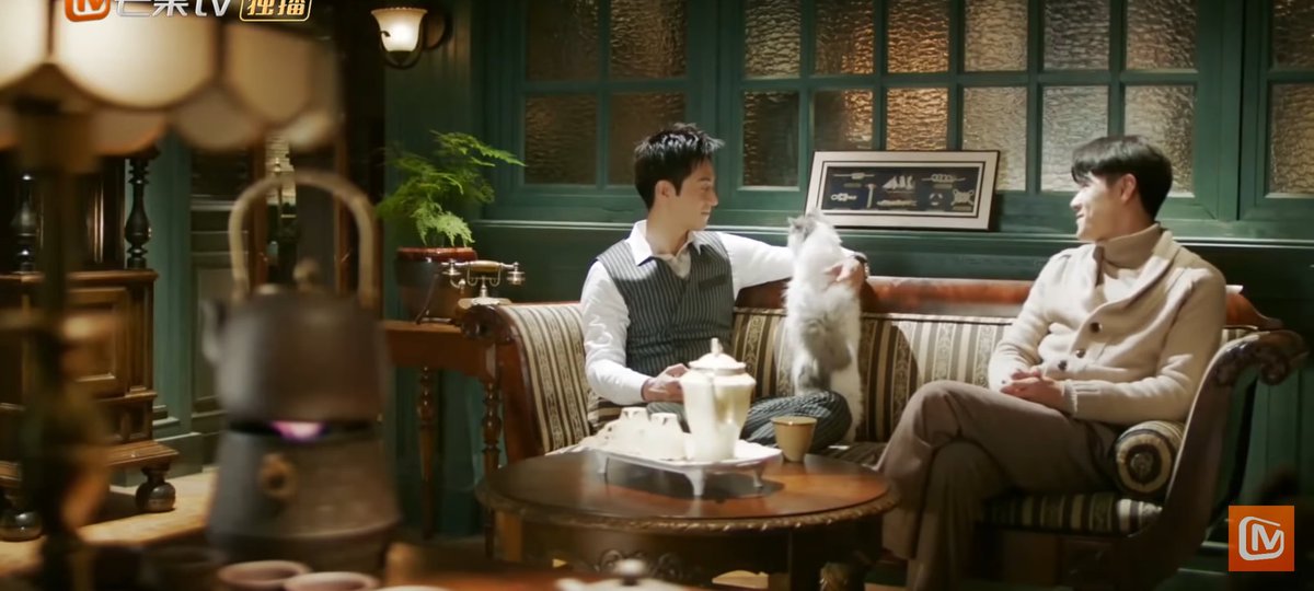 sera22will's tweet photo. @Li_ManMan_ Ep 14
Ohhh Xiao Bai, let me squeeze there as well, pls 🥹 such a nice atmosphere, I would love to hear their talk 😀
#恨君不似江楼月 #KillerAndHealer #江枫余火 #MaoZijun #茅子俊 #YiBochen #易柏辰 #patrickquan #chenyucheng #bl #bromance #chinesedrama https://t.co/TW22KHliOS