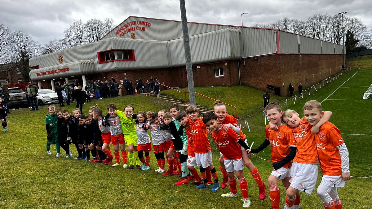 BFCYouthAcademy's tweet photo. ⚽ The Under-8's played in a 6v6 tournament at the famous Cliff training ground two days before the 66th anniversary of the Busby Babes. 

Great tournament for the lads against Manchester United, Norwich City, Aston Villa, Stockport County and Mansfield Town.  

🍊 #UTMP https://t.co/MwK2qXfCfT