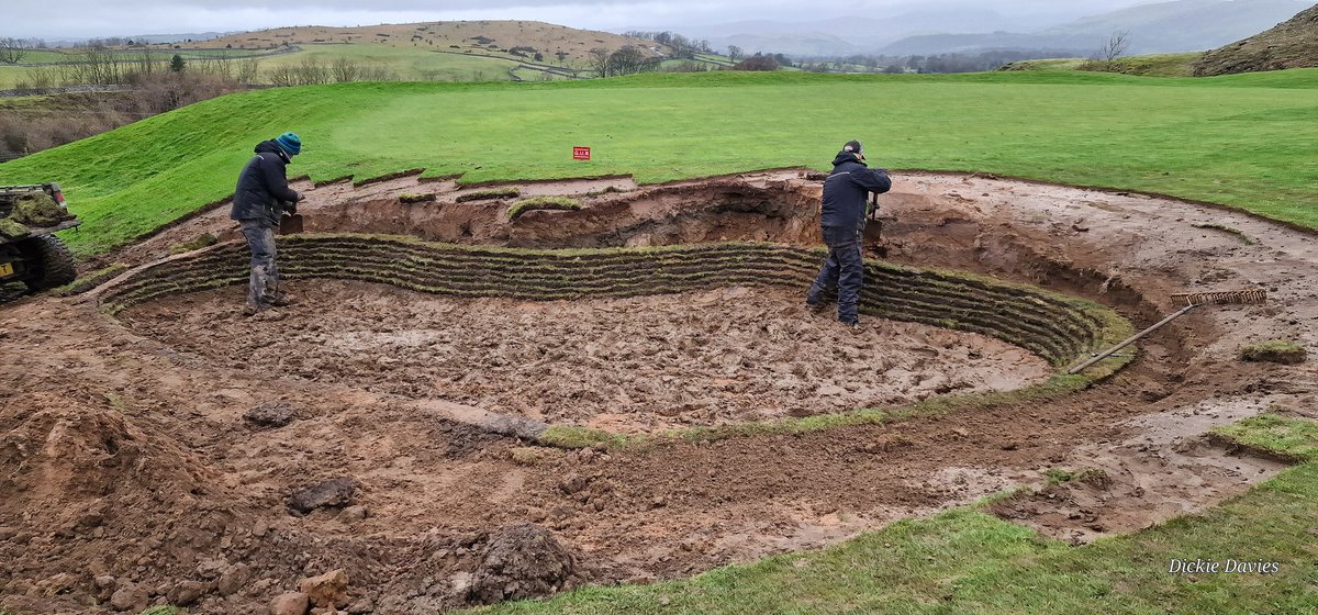 kendalgcgreens's tweet image. Day 6, after hitting bedrock and we are starting to take shape, another couple of days should see the bunker built and the base scraped out ready for sand. 
#greenkeeper #greenkeeping  #winterprojects #kendalgolfclub