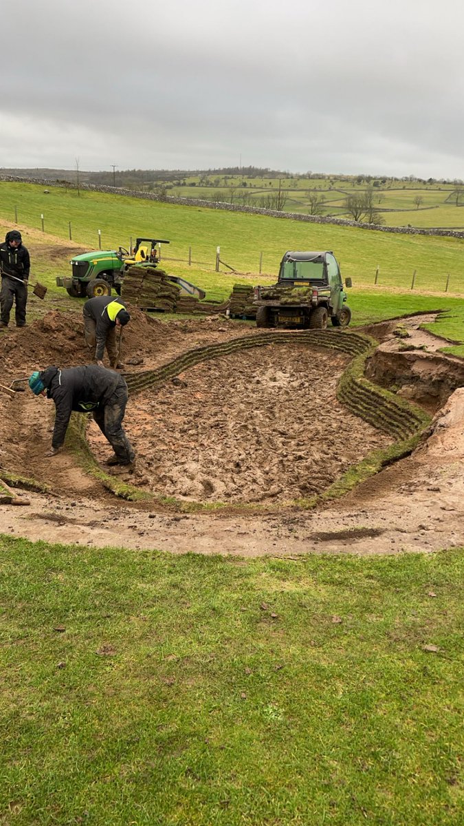 kendalgcgreens's tweet image. Day 6, after hitting bedrock and we are starting to take shape, another couple of days should see the bunker built and the base scraped out ready for sand. 
#greenkeeper #greenkeeping  #winterprojects #kendalgolfclub