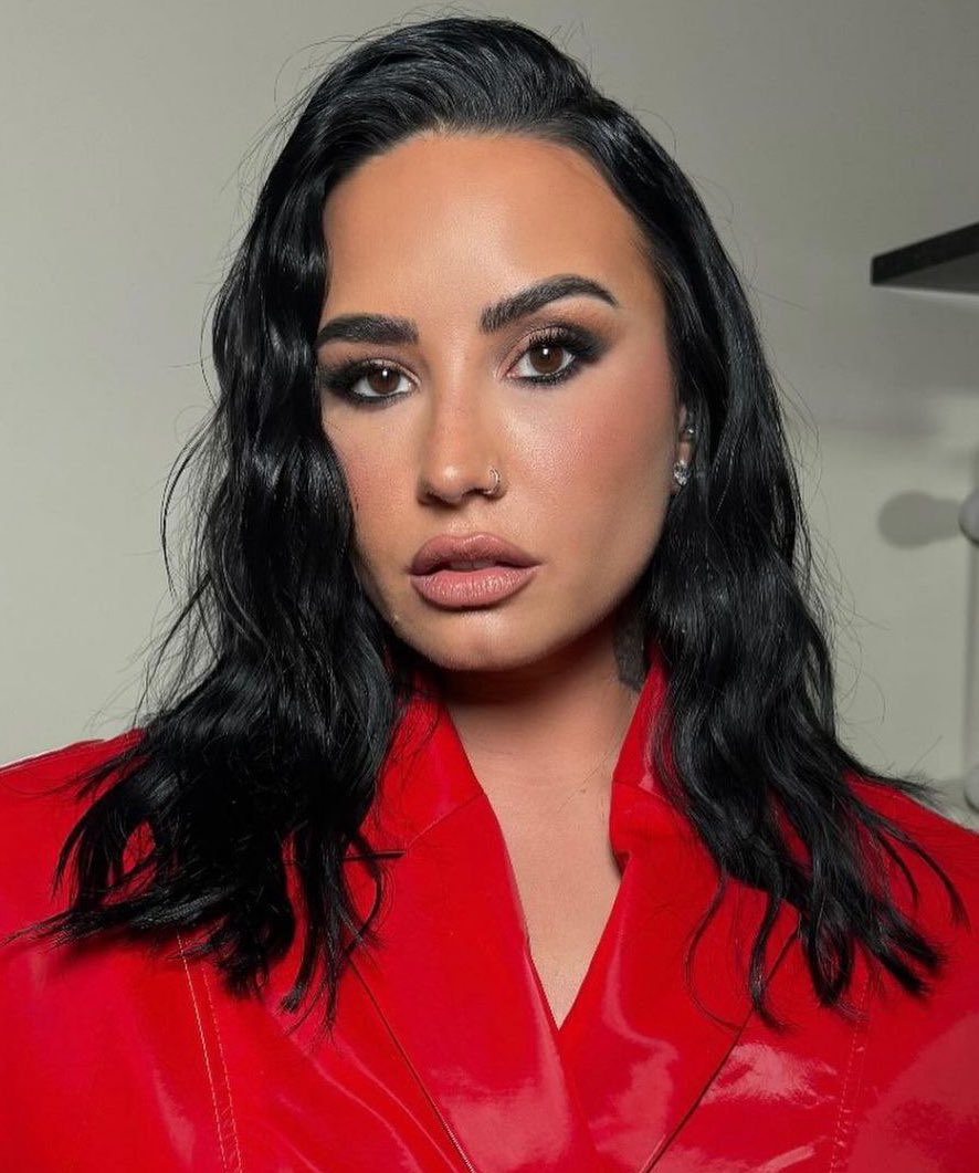 eitherwaydemi's tweet photo. a FACE. https://t.co/yIPBDXQ3ad