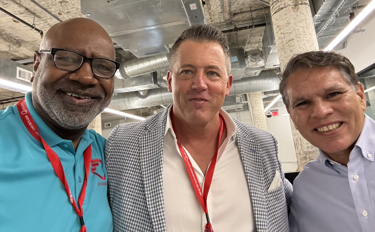 Welcome to Frontier Communications Craig Fisher and Carlos Luna!  Two Strategic Enterprise AEs that are going to shake up my region in a very positive way and I can’t wait! 💪🏾❤️
