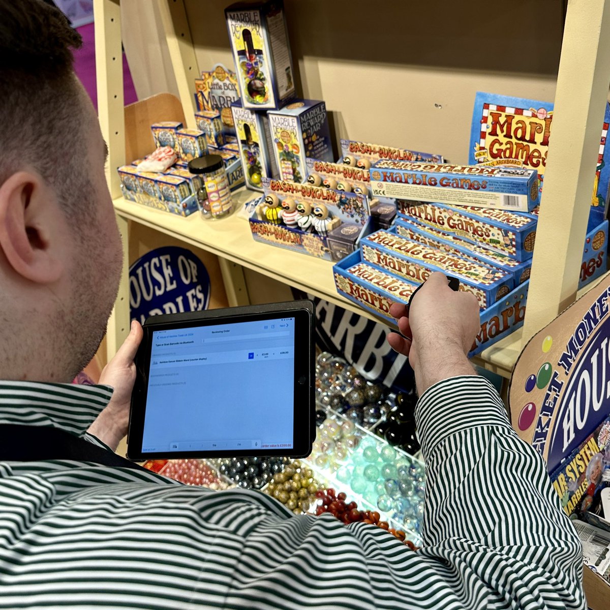 HouseofMarbles's tweet image. Visit us at Spring Fair, Hall 5, E18-F19! 🌼✨ Discover our new barcode scanning tech 📲 - fast pricing &amp;amp; orders, making shows a breeze! 💨 End manual ordering, start seamless shopping. #Innovation #TradeShowTech #WirelessScanning #Efficiency #HouseofMarbles #SpringFair