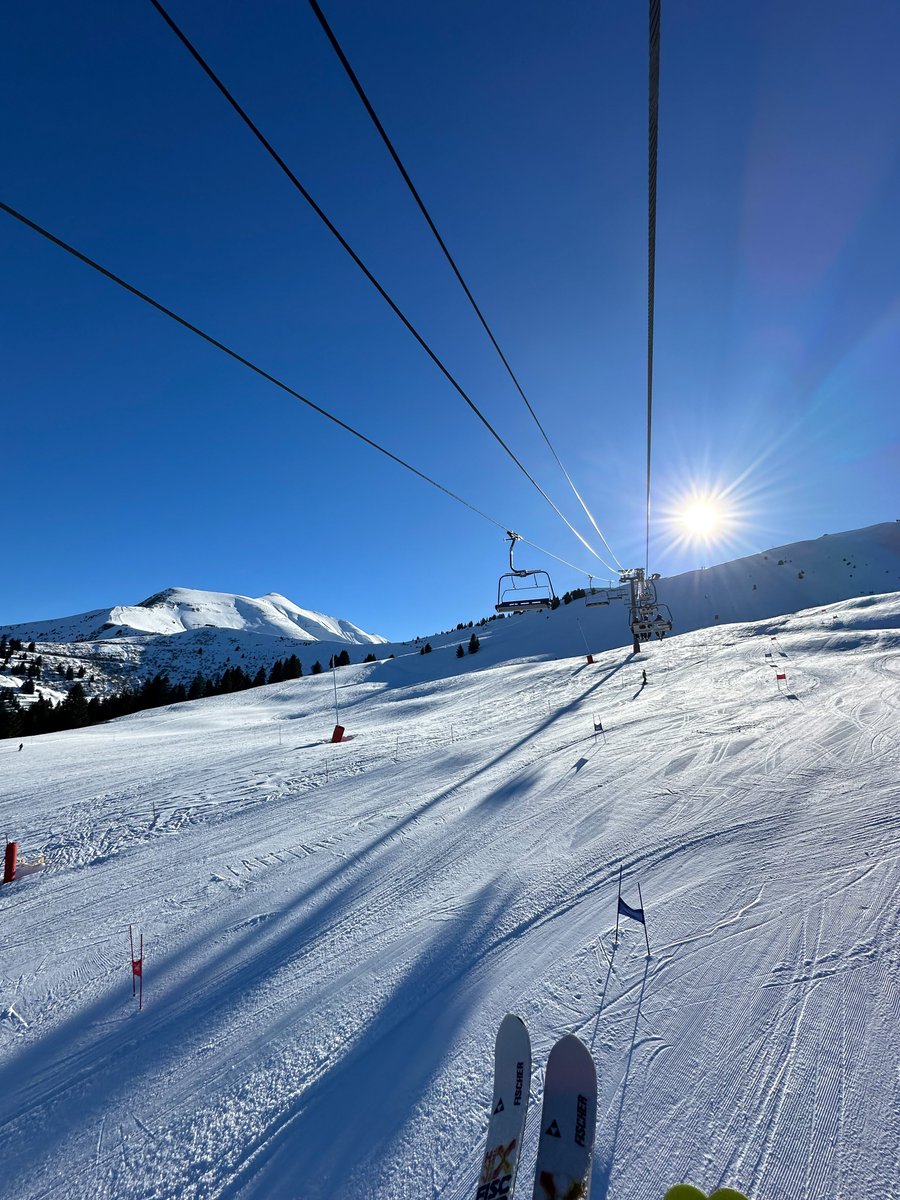 Saint_Gervais's tweet photo. La beauté du #domaineskiable de #SaintGervaisMontBlanc en quelques photos ❤ https://t.co/tGLsHOkj9v