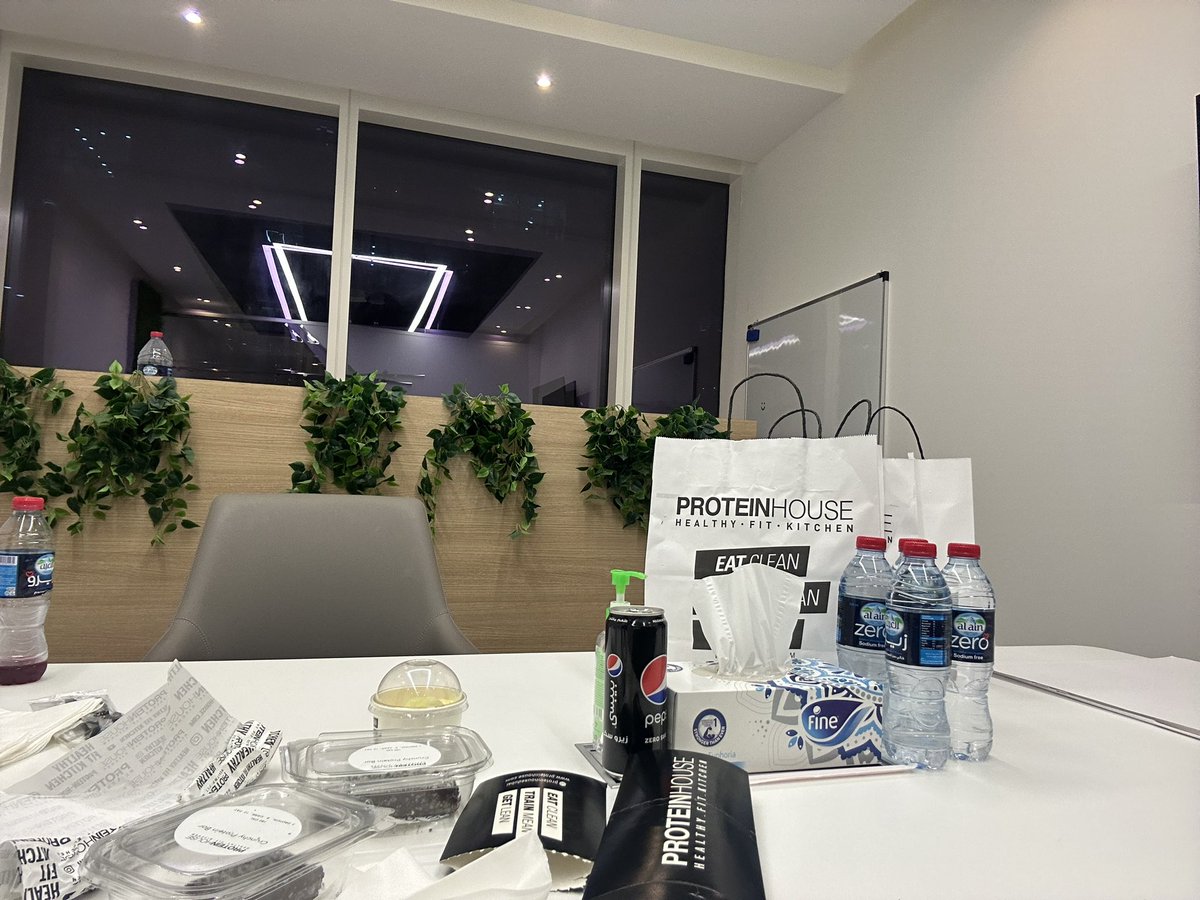 I just moved to a new country, don’t have any friends yet and was about to spend my birthday alone until <a href="/StefanLoredan/">Stef 🔗</a> told me to come to his office and celebrate my bday with him. 

Web3 connections are real ones. 🤝