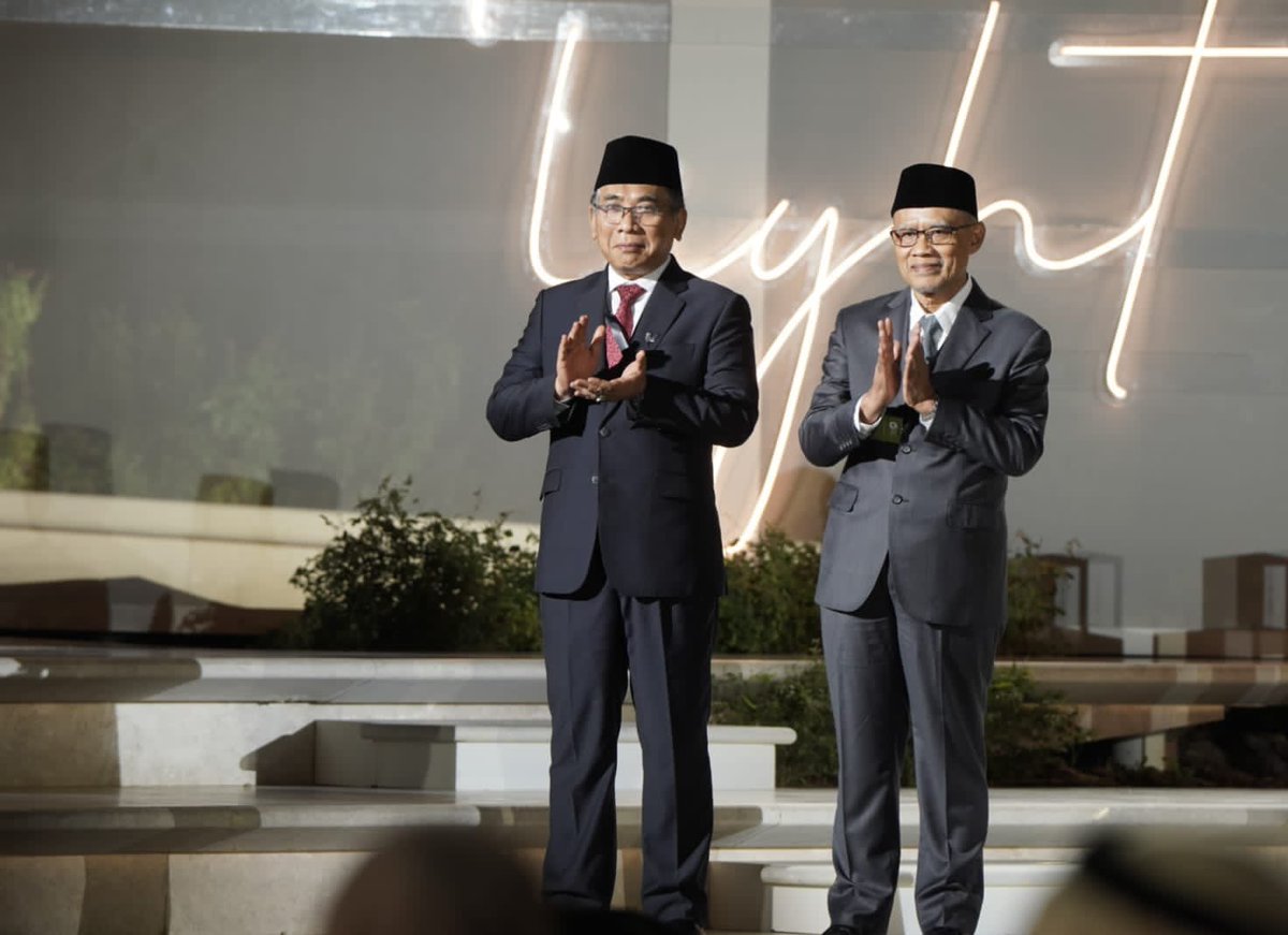 Muhammadiyah dan Nahdlatul Ulama pada Senin (5/2) menerima penghargaan Zayed Award for Human Fraternity 2024 bertempat di The Founder’s Memorial.