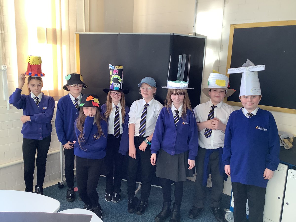 HMS Queen Elizabeth tweet media