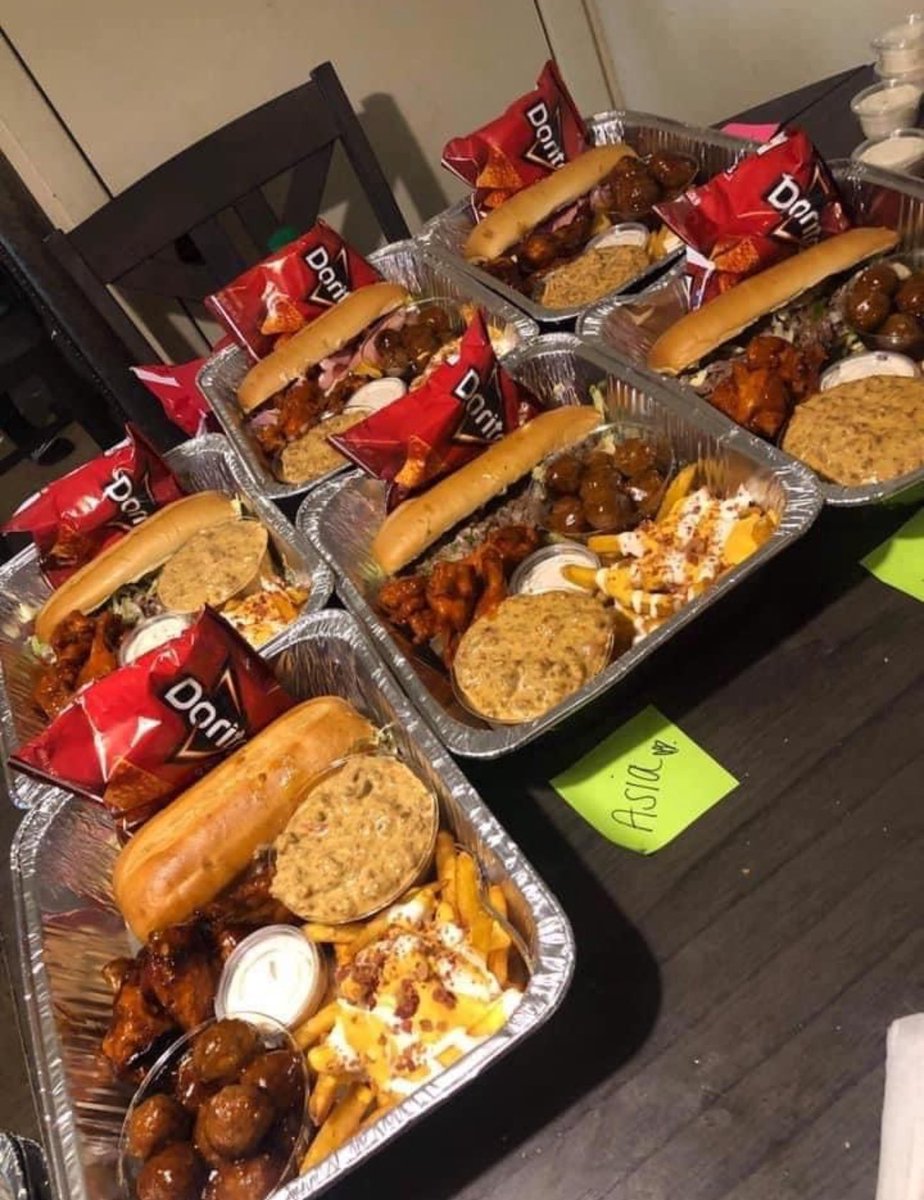 Twatch_Me_'s tweet photo. Friends that like to do this type of shit over clubbing >>>>>>>>>> https://t.co/GLxSe8O0PS