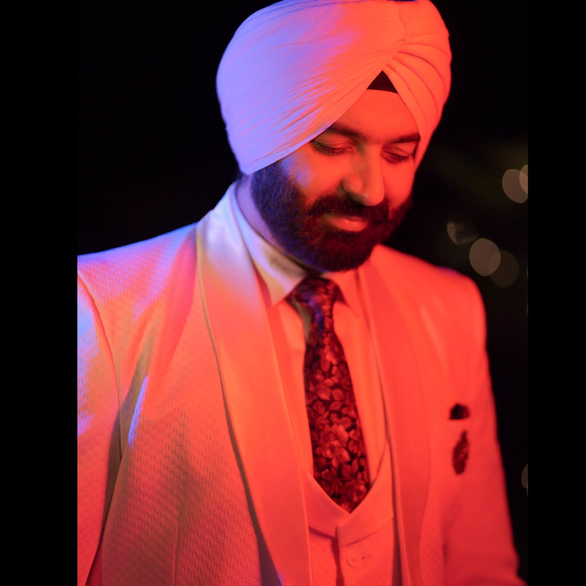 Live Life King Size …!! 🧿🫶
#love #life #beautiful #sikh #turban #parassinghminhas