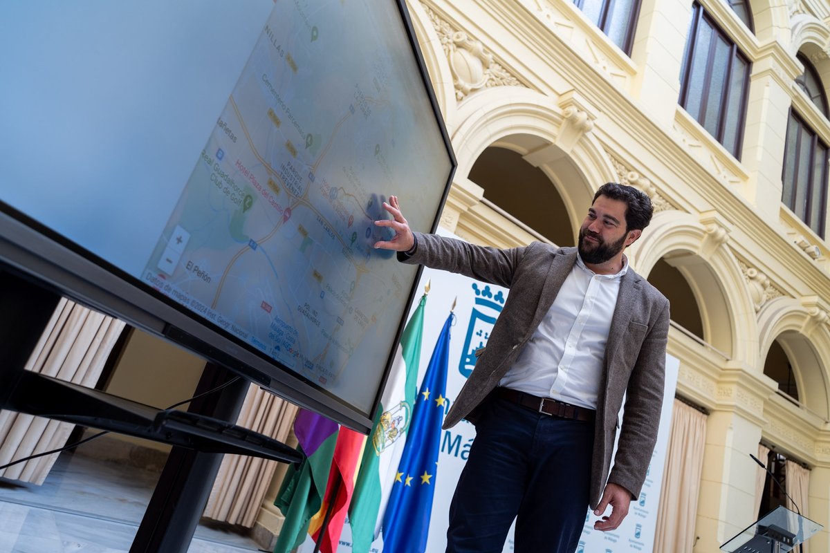 Los paseos por la ciudad🚶‍♂️🚶‍♀️📷 de <a href="/deportemalaga/">Área de Deporte</a> incorporan dos nuevas rutas por <a href="/malaga/">Ciudad de Málaga</a>. Así lo ha anunciado el concejal de #deporte, <a href="/borjavivas/">Borja Vivas Jimenez</a> .  Una discurrirá por C. Jardín (San Telmo) 😍y la otra, por El Palo-Pinares de S. Antón 😍. #deportemalaga bit.ly/3SMcrRO