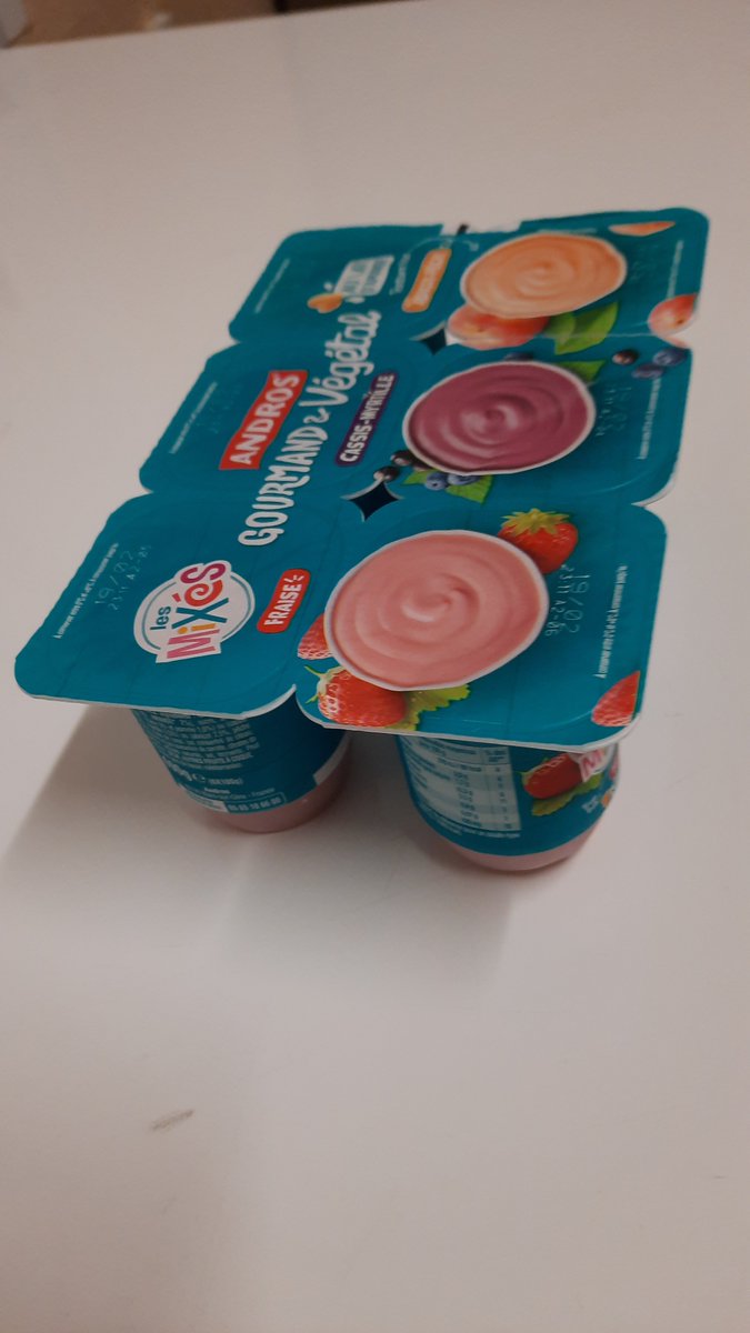 lisatesteuse's tweet photo. Test  du moment avec le site trnd : Andros Gourmand &amp; Végétal, dessert  100% végétal au lait d'amande aux fruits et aromatisés. Yaourt onctueux, gouteux, léger et gourmand. Ingrédients d'origine  naturelle, sans conservateur, sans OGM. #LaVieAndros #androsvégétal @AndrosFrance https://t.co/4uYEA1JNLC