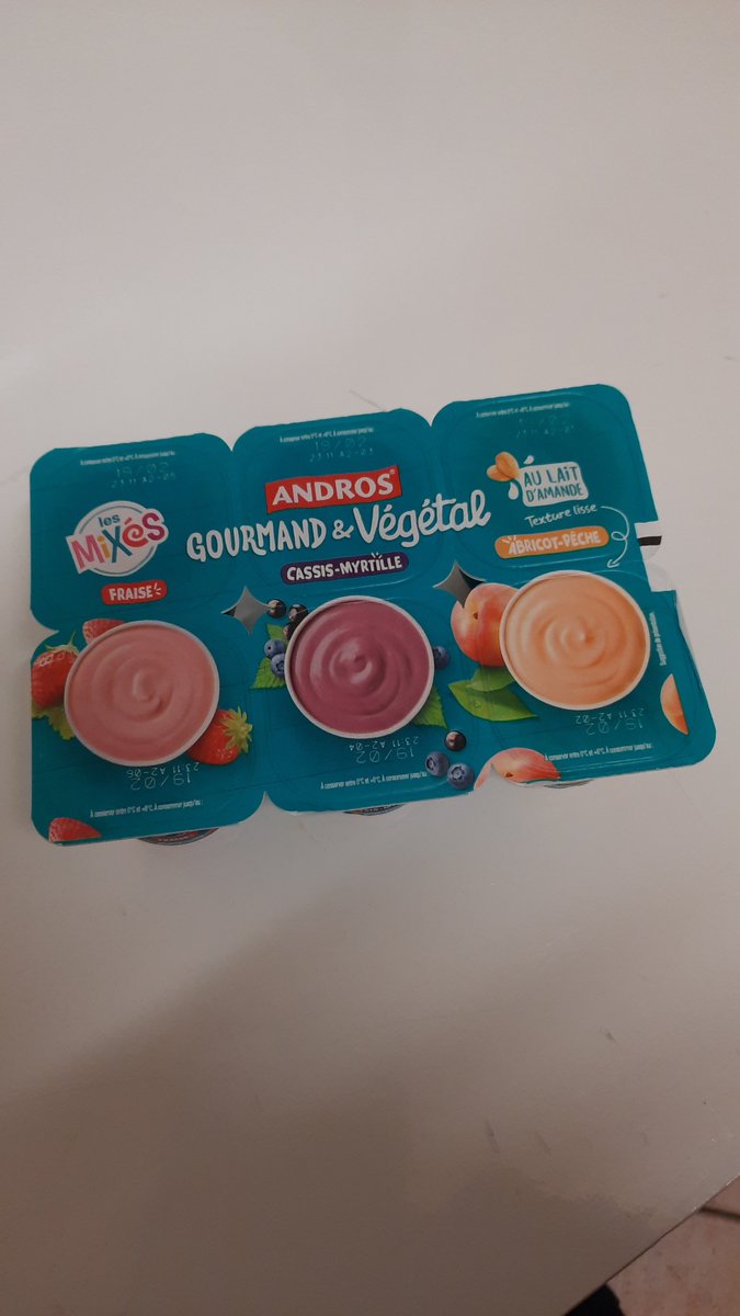 lisatesteuse's tweet photo. Test  du moment avec le site trnd : Andros Gourmand &amp; Végétal, dessert  100% végétal au lait d'amande aux fruits et aromatisés. Yaourt onctueux, gouteux, léger et gourmand. Ingrédients d'origine  naturelle, sans conservateur, sans OGM. #LaVieAndros #androsvégétal @AndrosFrance https://t.co/4uYEA1JNLC